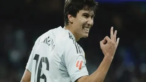 罗塞尼尔揭秘：连续换阵背后——只为加强后防，严守卢卡库防线！