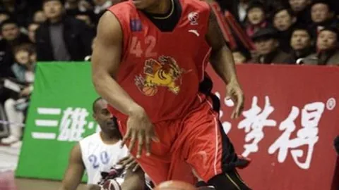 [德甲]勒沃库森主场庆功 半程领跑迈向冠军之路