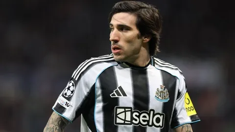 法蒂寻求转会，哈维疑虑与出场时间减少成关键因素